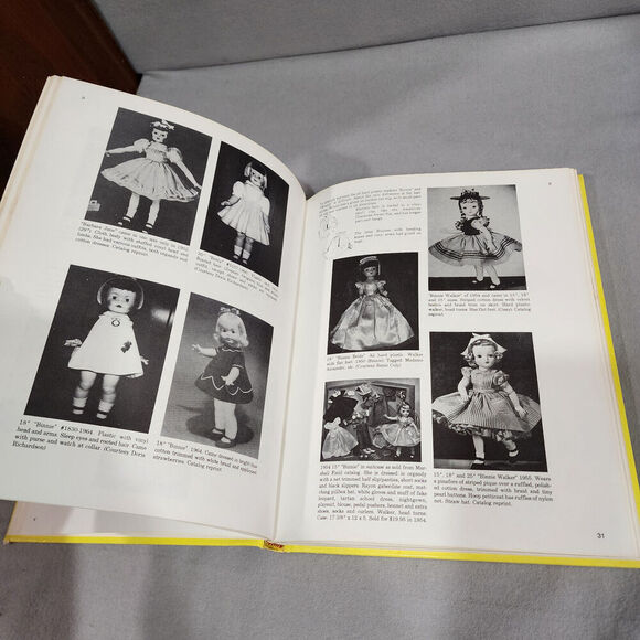 Madame Alexander Collectors Dolls Second Series Hardback Book - Picture 9 of 9